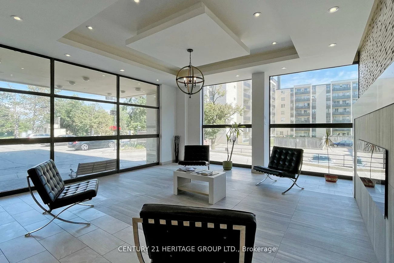 180, Dudley, Thornhill, Markham