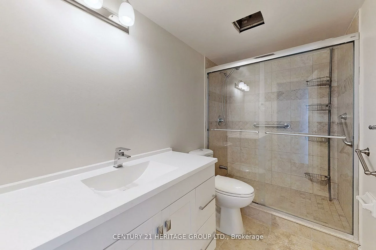 180, Dudley, Thornhill, Markham