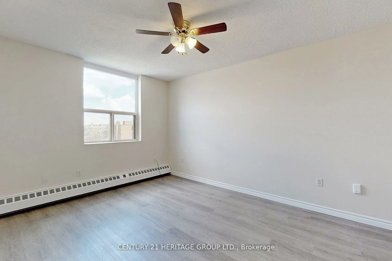 180, Dudley, Thornhill, Markham