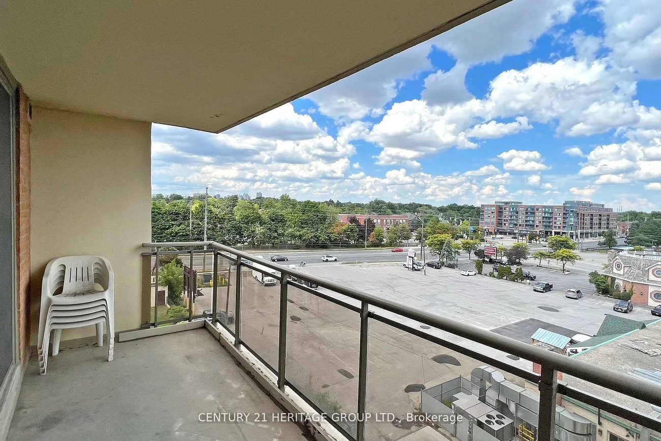 180, Dudley, Thornhill, Markham