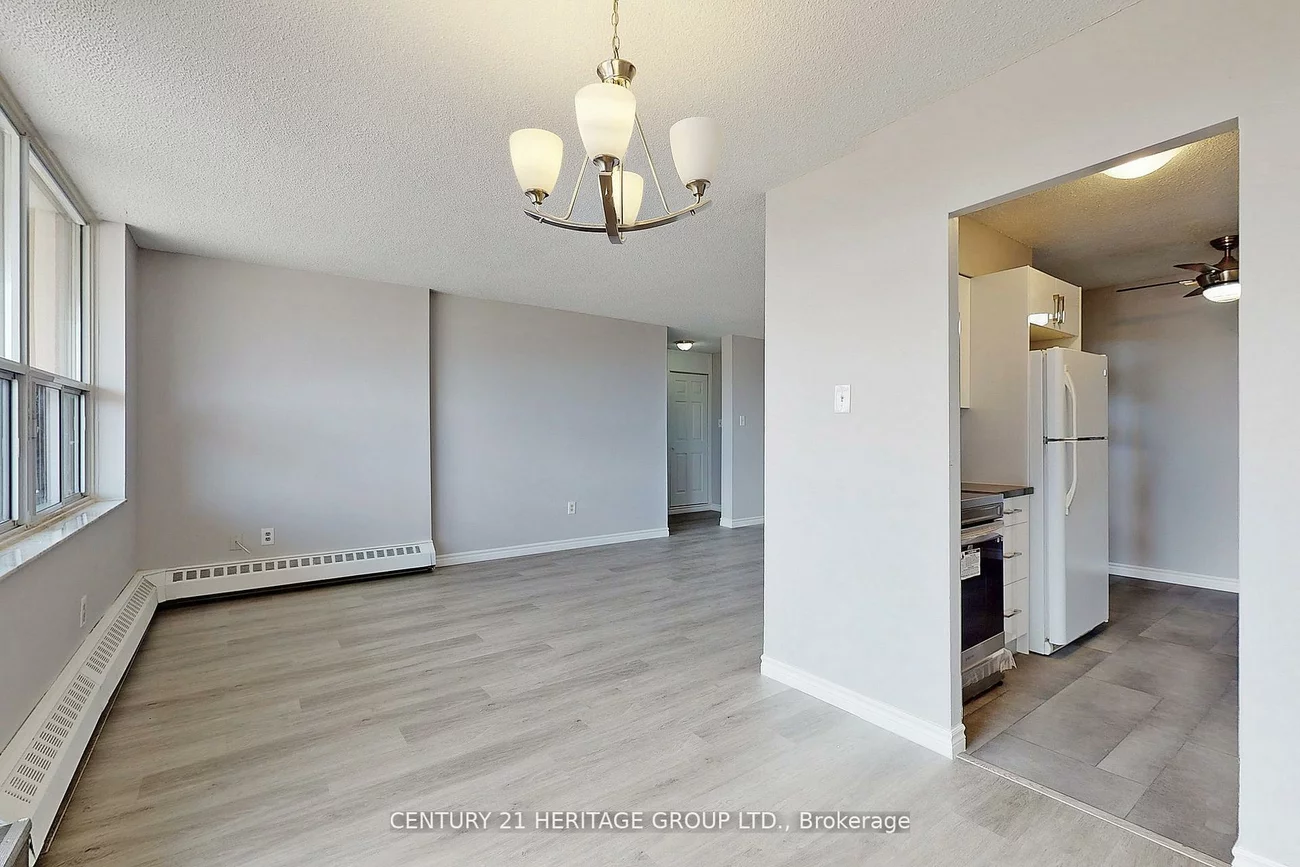 180, Dudley, Thornhill, Markham
