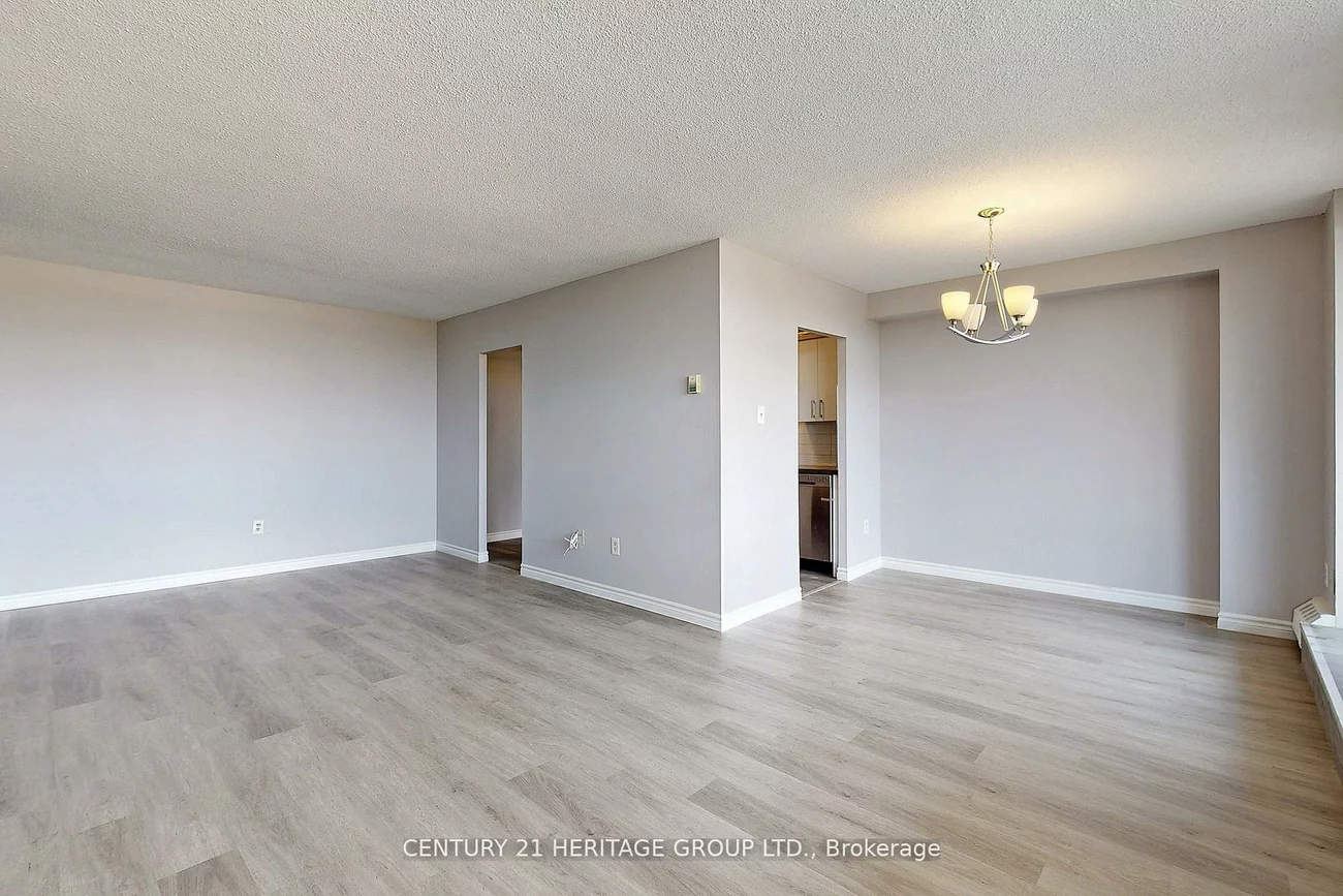 180, Dudley, Thornhill, Markham