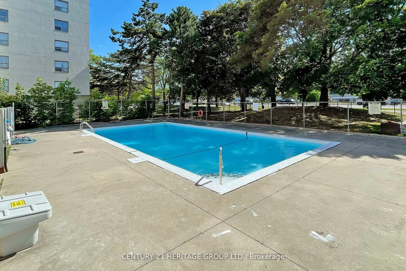 180, Dudley, Thornhill, Markham