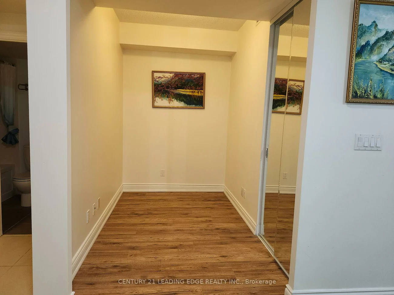 60, South Town Centre, Unionville, Markham