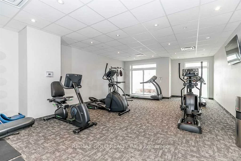 7325, Markham, Cedarwood, Markham