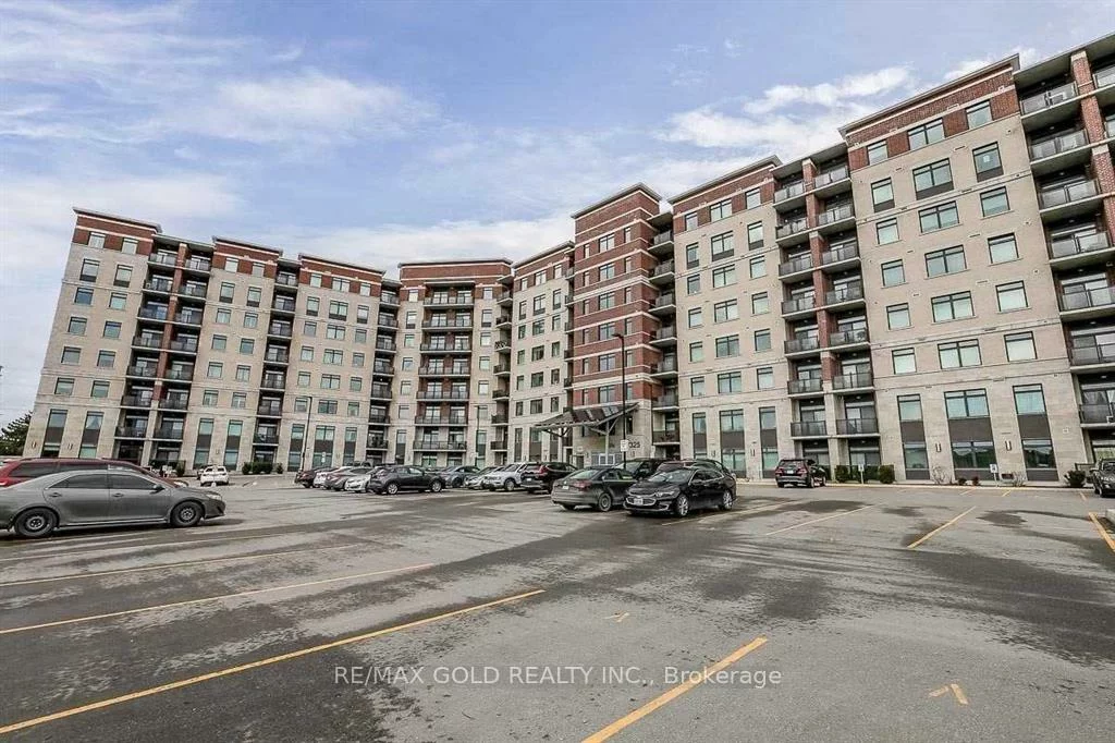 7325, Markham, Cedarwood, Markham