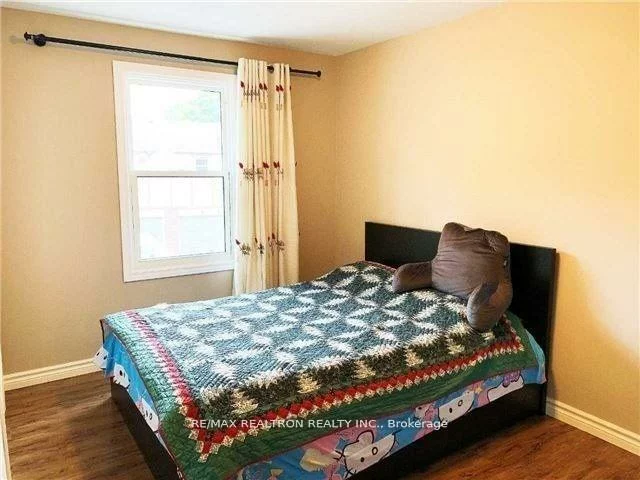 105, Carlton, Unionville, Markham