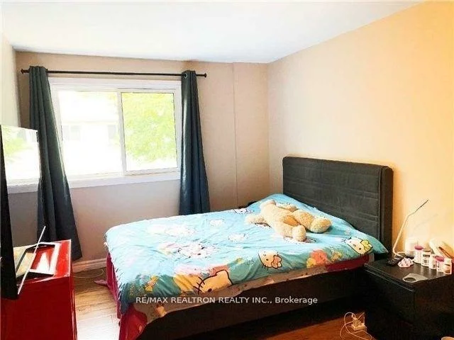 105, Carlton, Unionville, Markham
