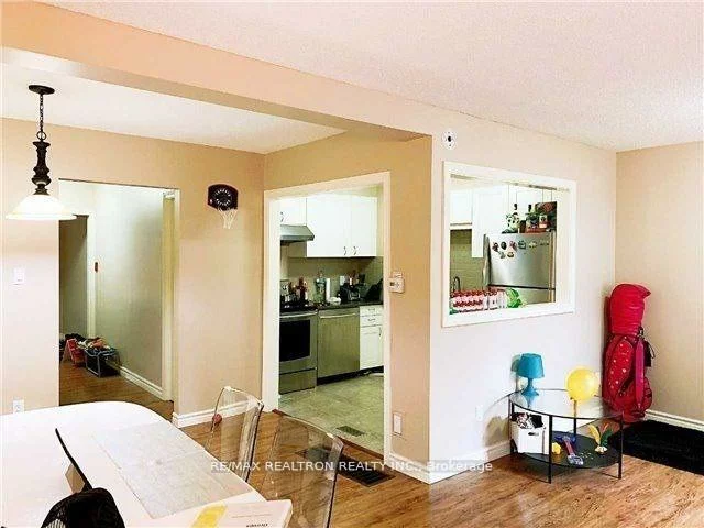 105, Carlton, Unionville, Markham