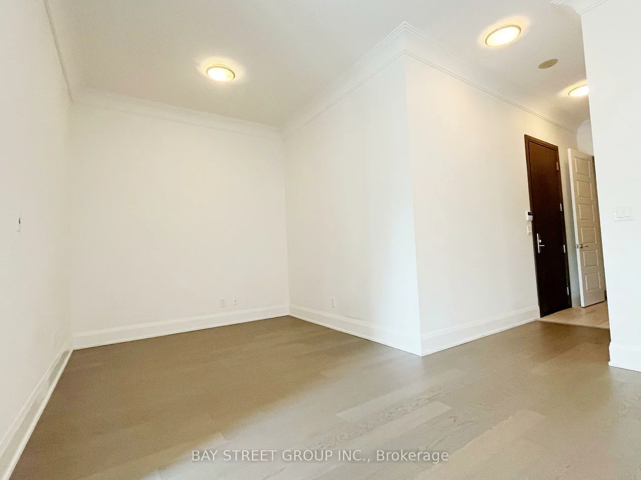 15, Water Walk, Unionville, Markham