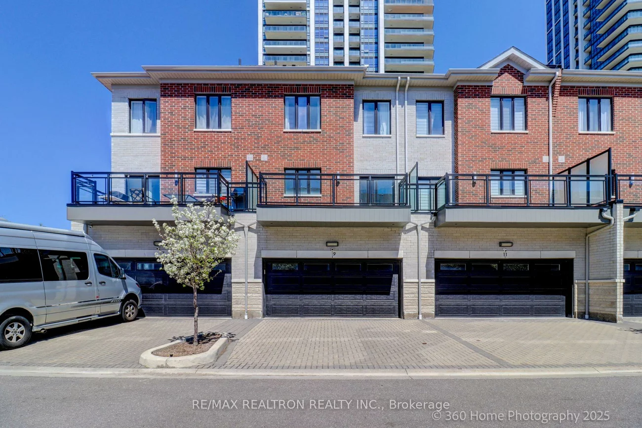 9, Gandhi, Commerce Valley, Markham