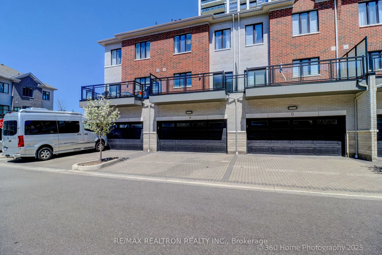 9, Gandhi, Commerce Valley, Markham