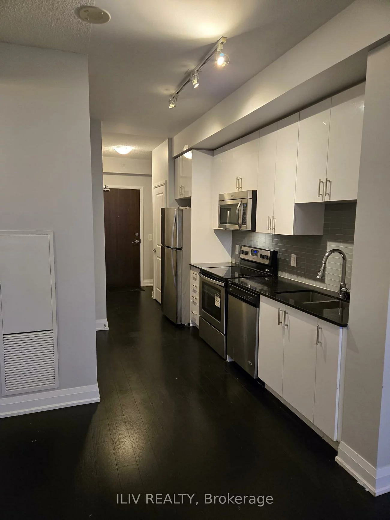 9582, Markham, Wismer, Markham