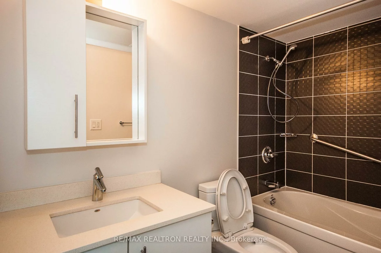 253, South Park, Commerce Valley, Markham