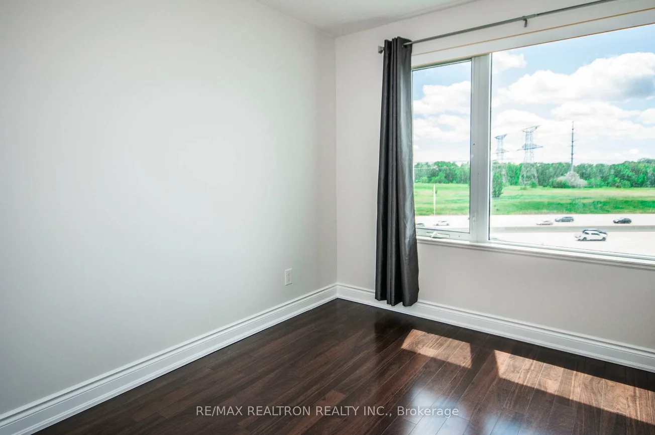 253, South Park, Commerce Valley, Markham