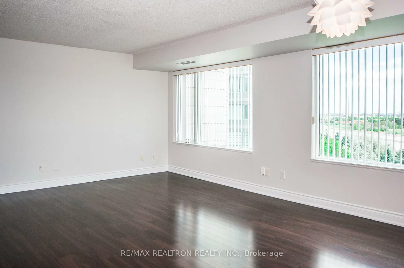 253, South Park, Commerce Valley, Markham