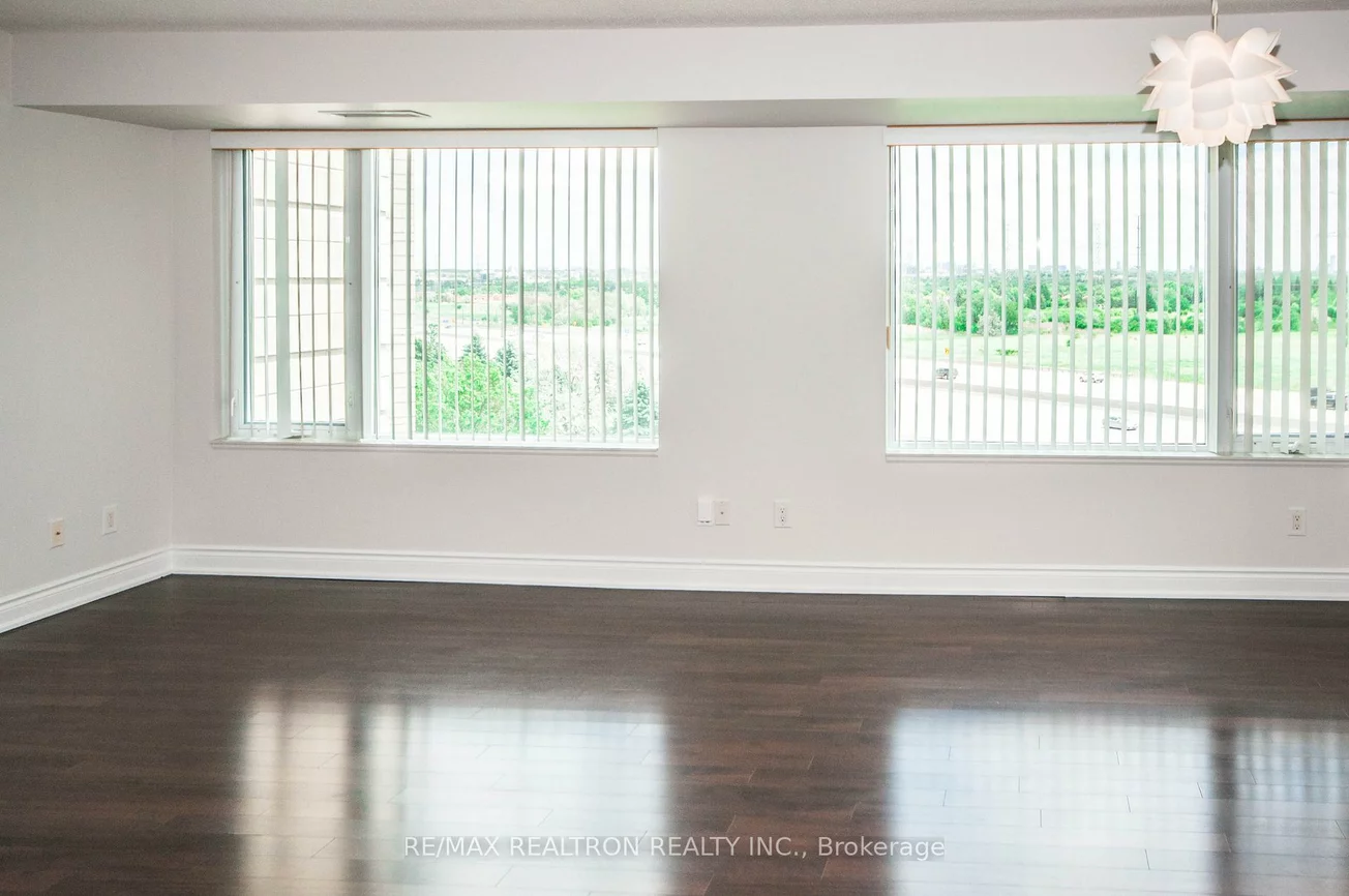 253, South Park, Commerce Valley, Markham