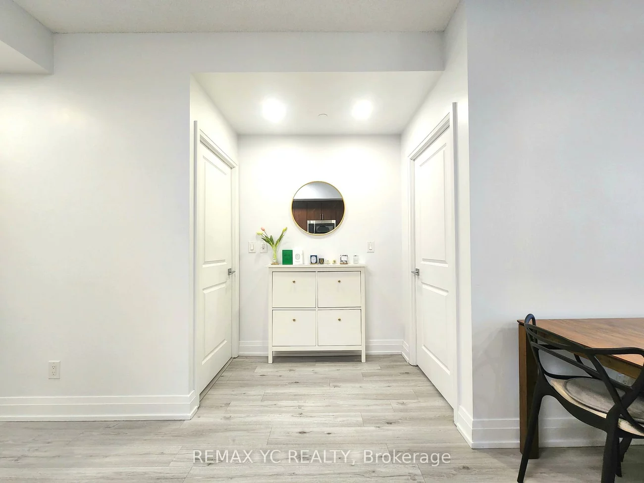 7165, Yonge, Grandview, Markham