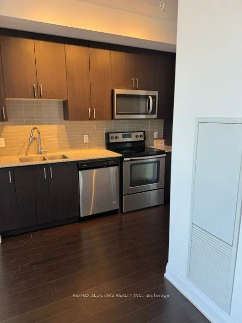 9582, Markham, Wismer, Markham
