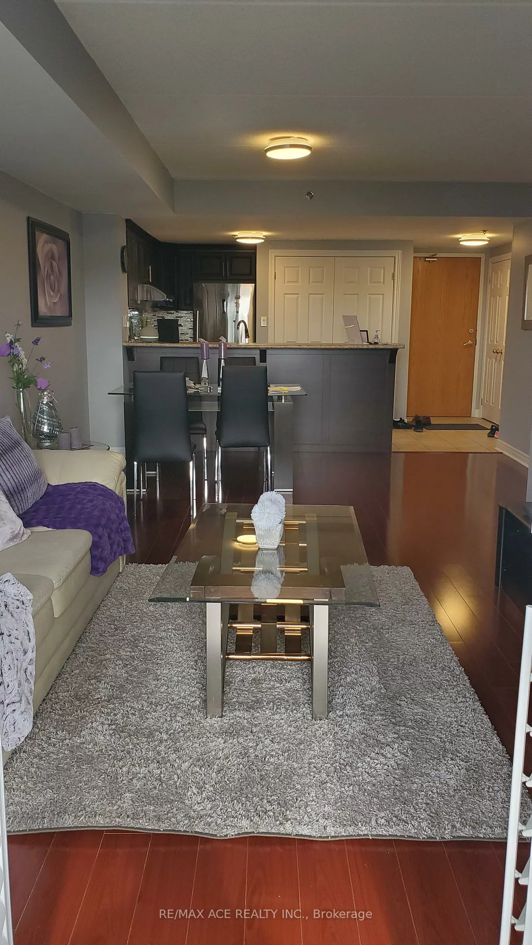 7428, Markham, Middlefield, Markham