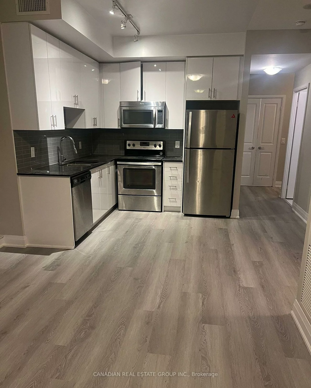 9582, Markham, Wismer, Markham
