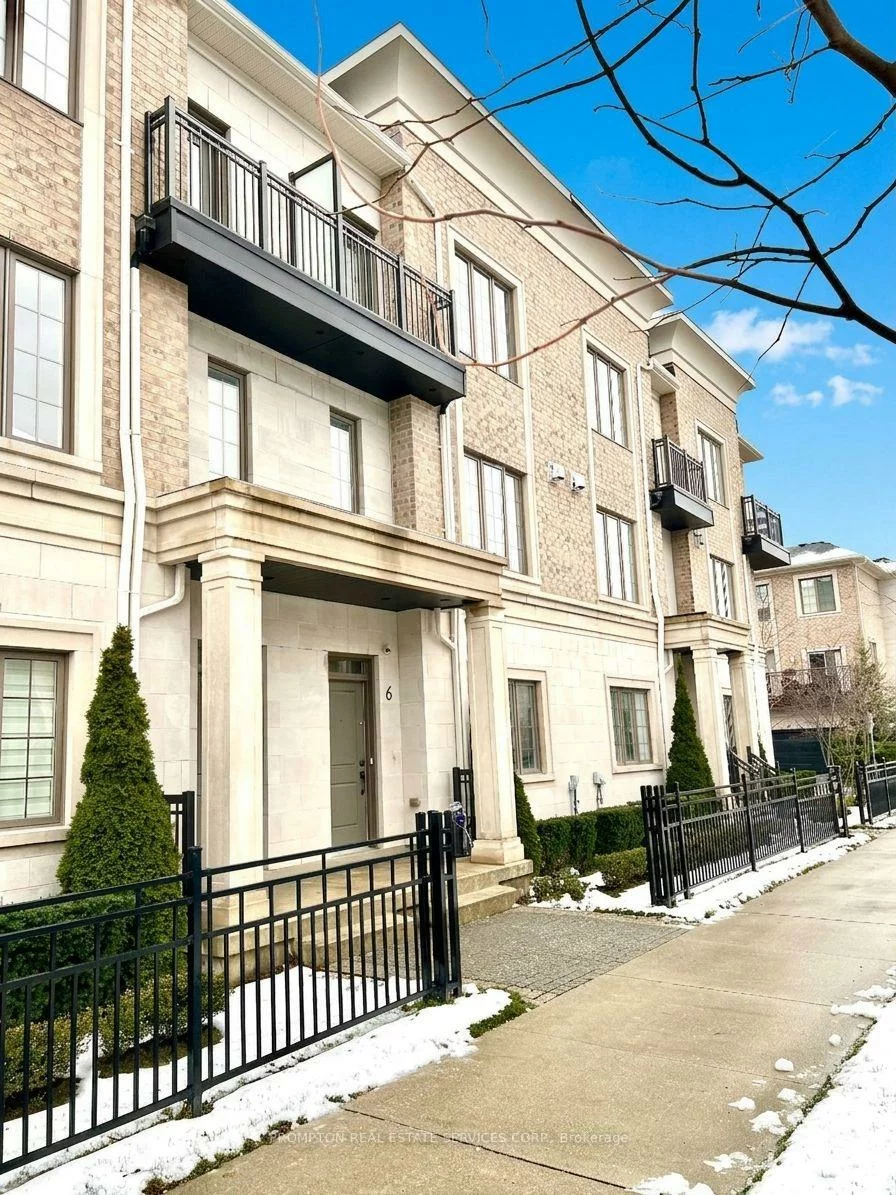 6, Mildred Temple, Unionville, Markham