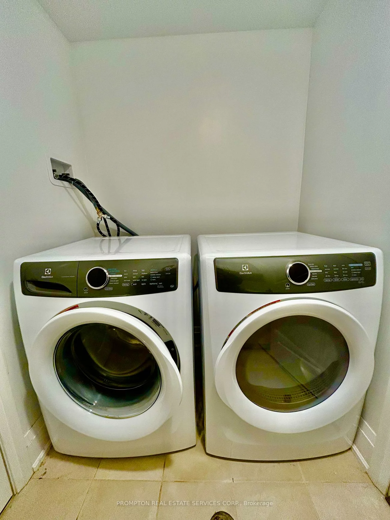 6, Mildred Temple, Unionville, Markham