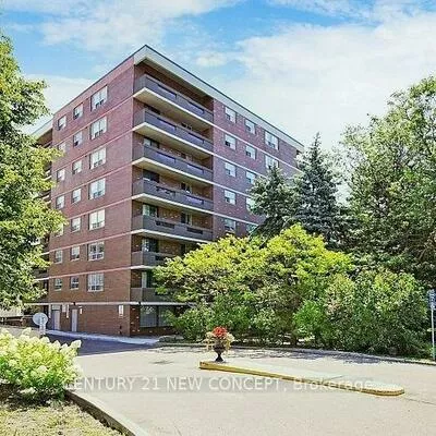 7451, Yonge, Thornhill, Markham