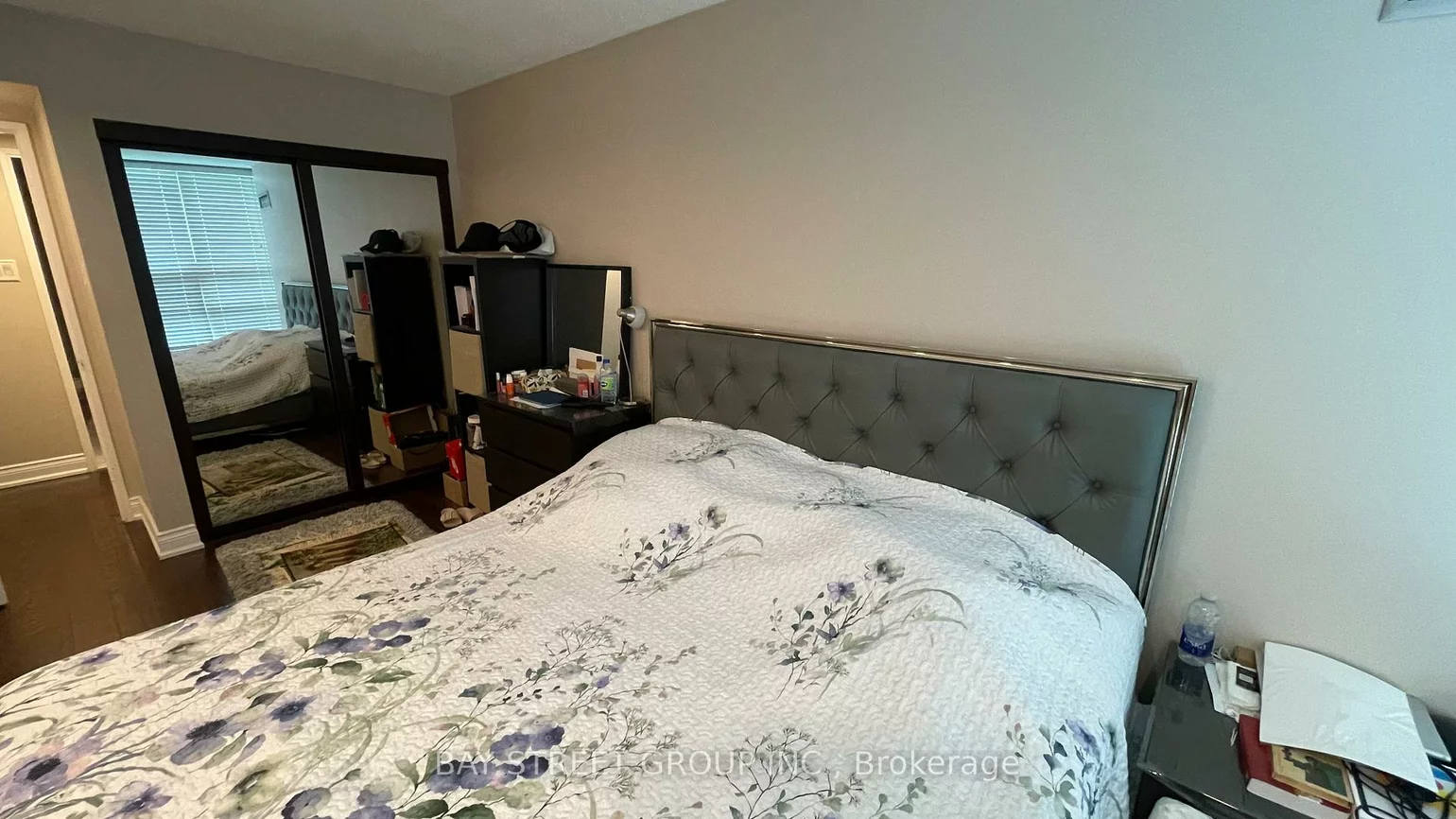7905, Bayview, Aileen-Willowbrook, Markham