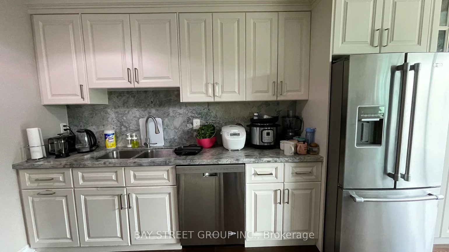 7905, Bayview, Aileen-Willowbrook, Markham