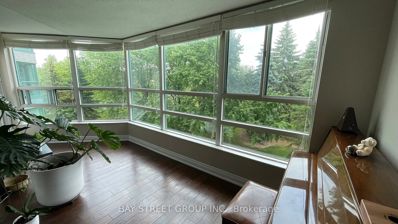 7905, Bayview, Aileen-Willowbrook, Markham