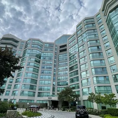 7905, Bayview, Aileen-Willowbrook, Markham