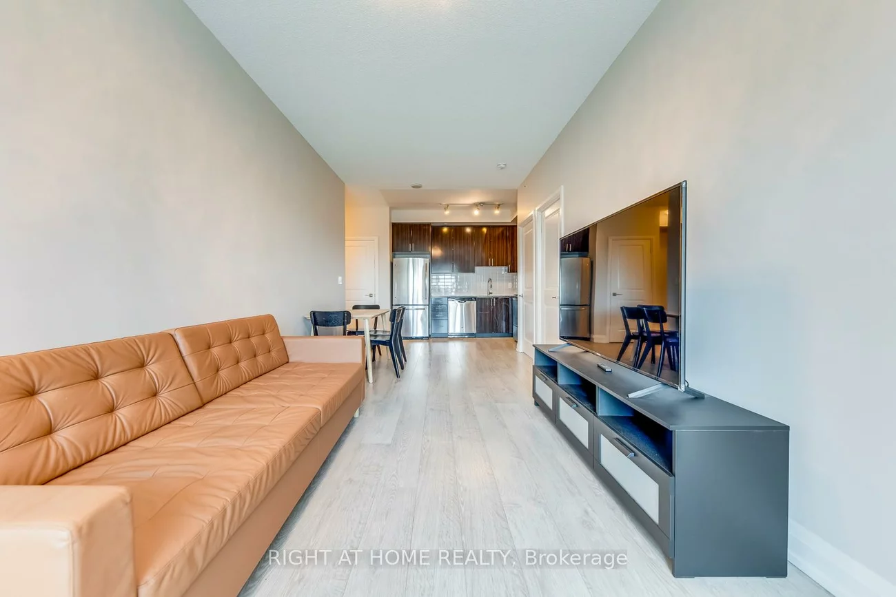 7171, Yonge, Grandview, Markham
