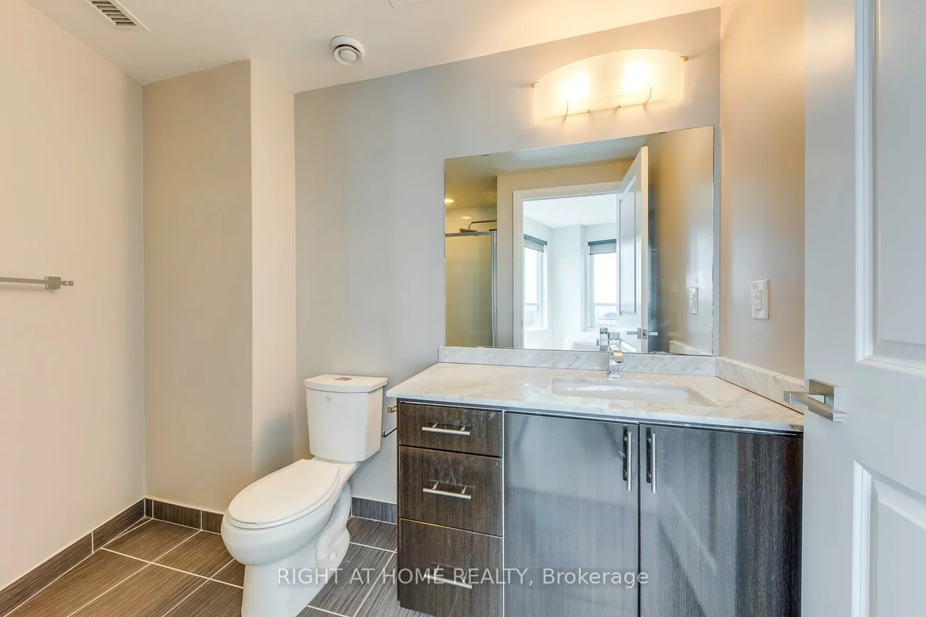 7171, Yonge, Grandview, Markham