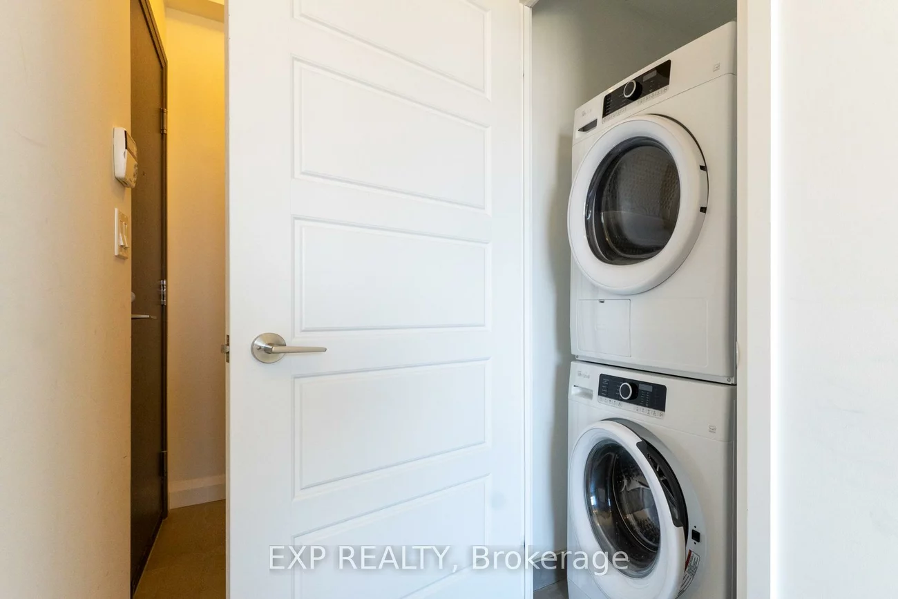 15, Water Walk, Unionville, Markham