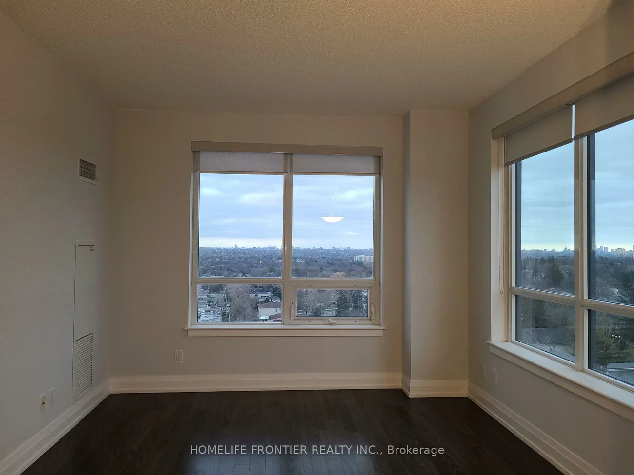 7167, Yonge, Grandview, Markham