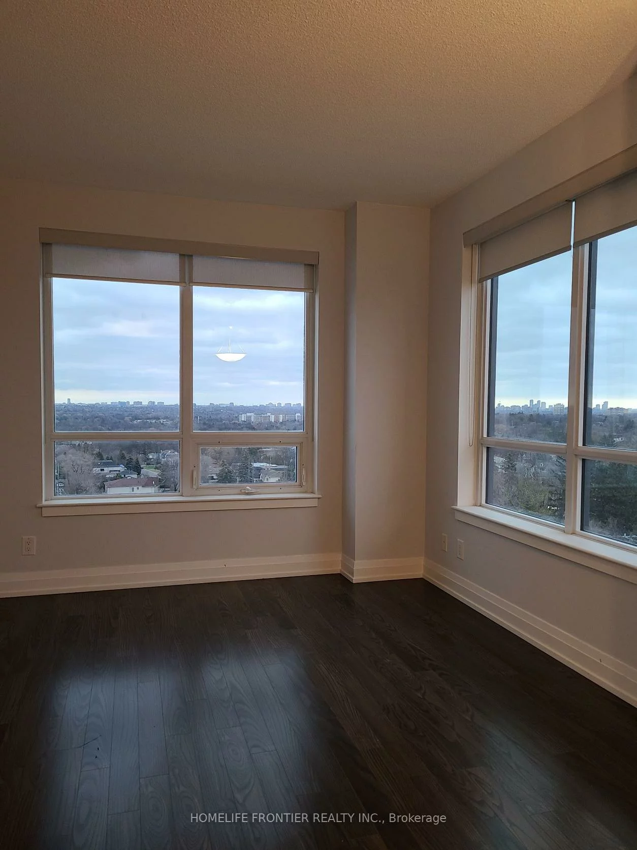 7167, Yonge, Grandview, Markham
