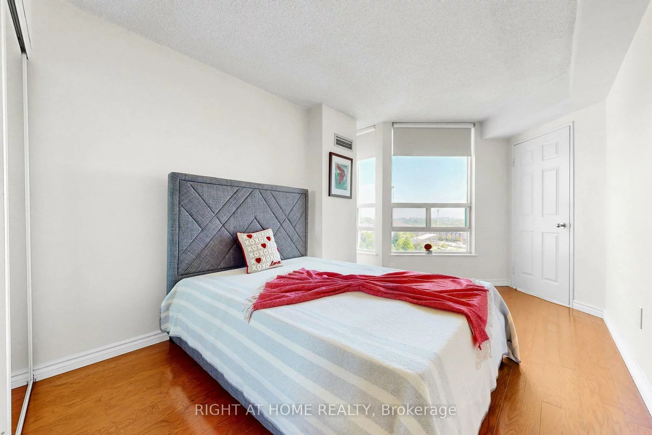 7805, Bayview, Aileen-Willowbrook, Markham