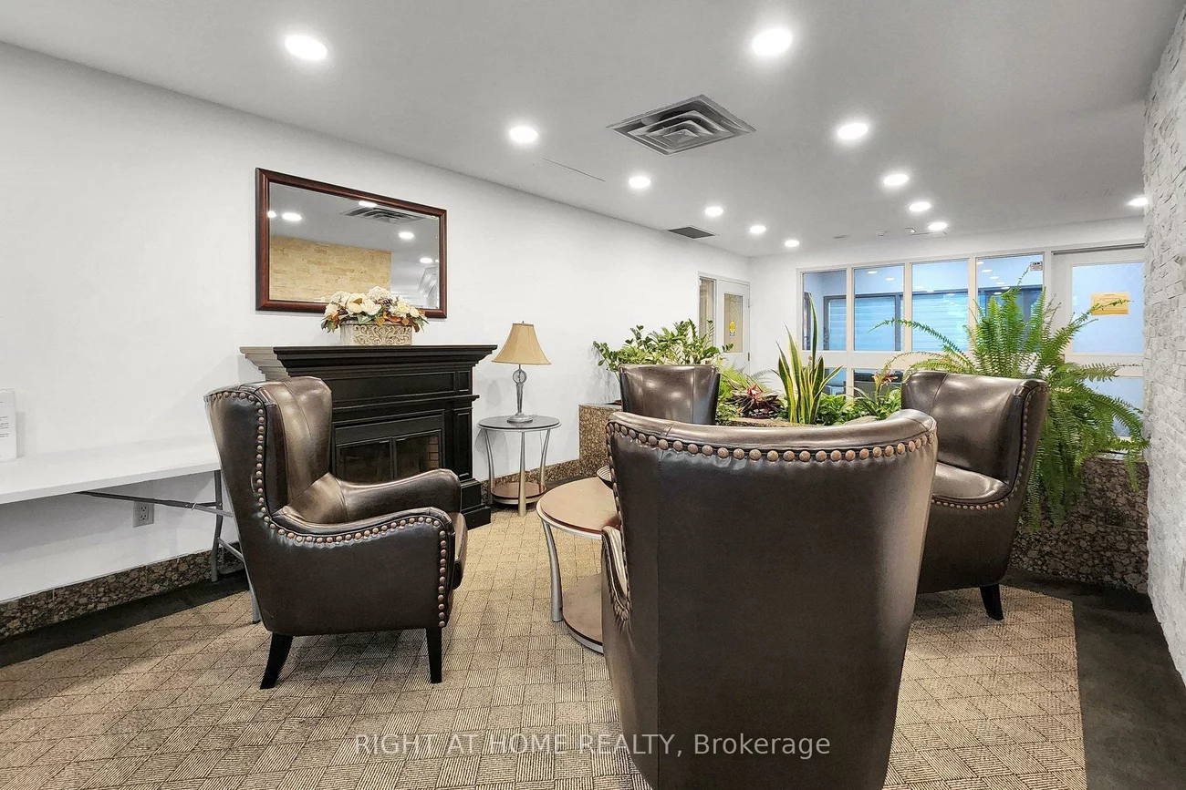 7805, Bayview, Aileen-Willowbrook, Markham