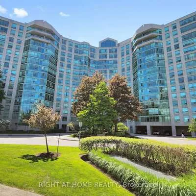 7805, Bayview, Aileen-Willowbrook, Markham