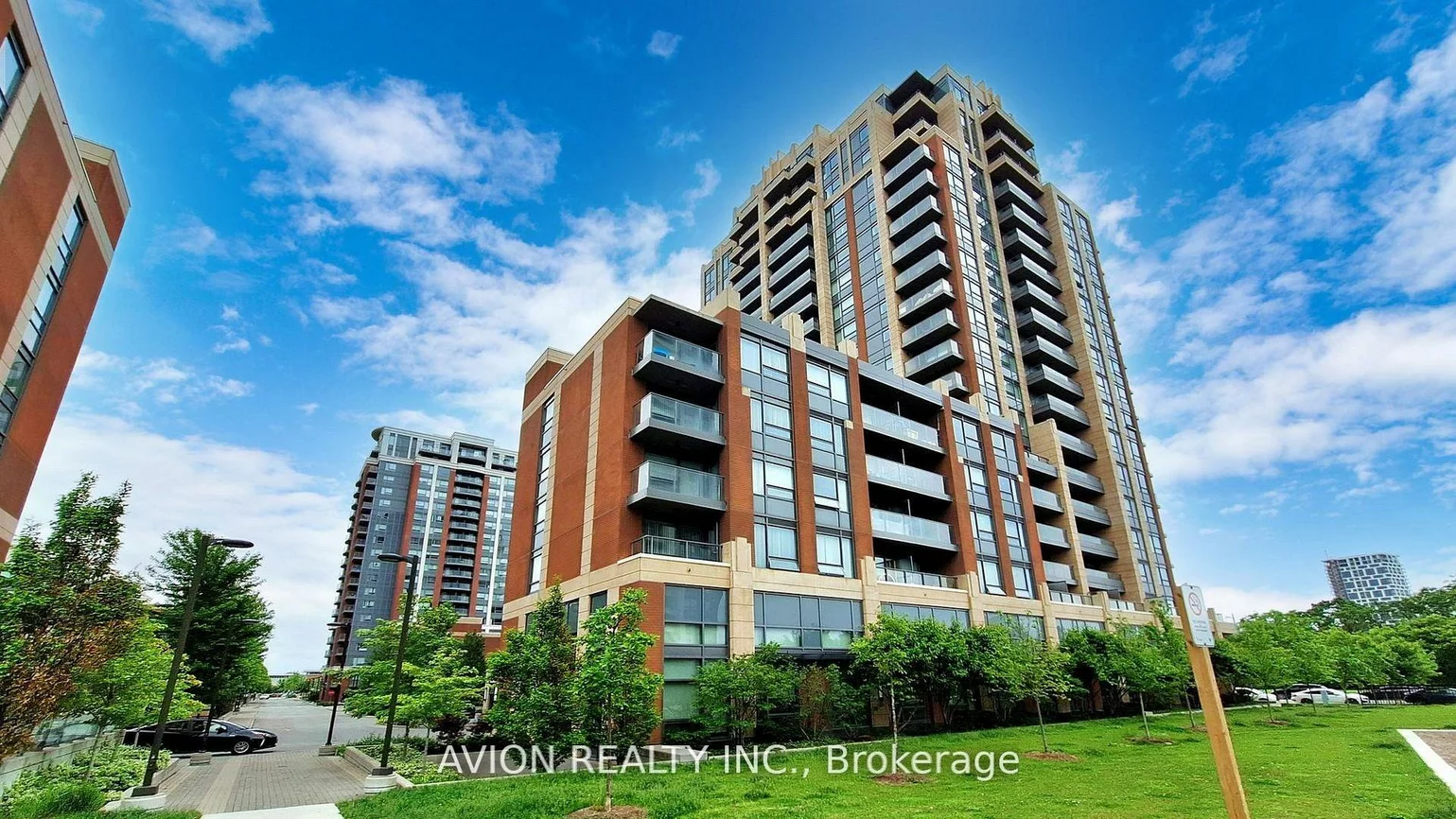 18, Uptown, Unionville, Markham