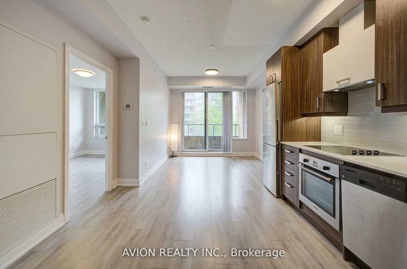 18, Uptown, Unionville, Markham