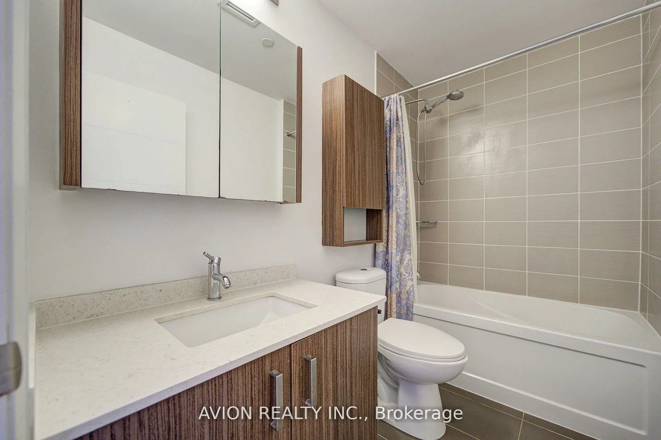 18, Uptown, Unionville, Markham