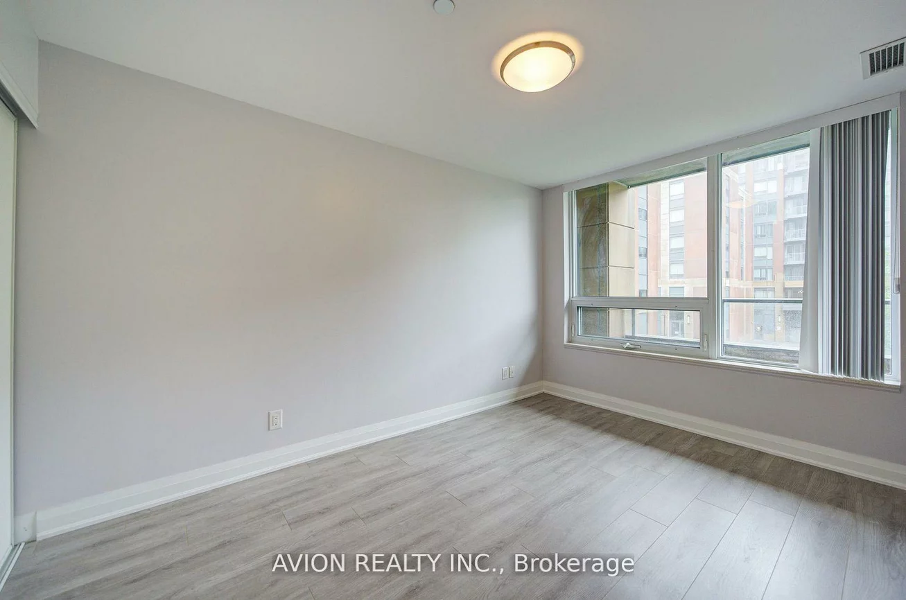 18, Uptown, Unionville, Markham