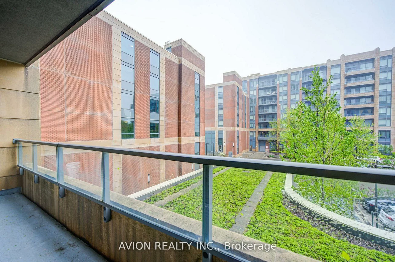 18, Uptown, Unionville, Markham
