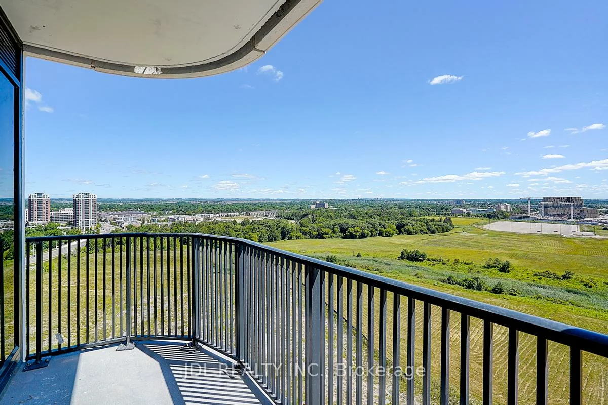 56, Andre De Grasse, Unionville, Markham