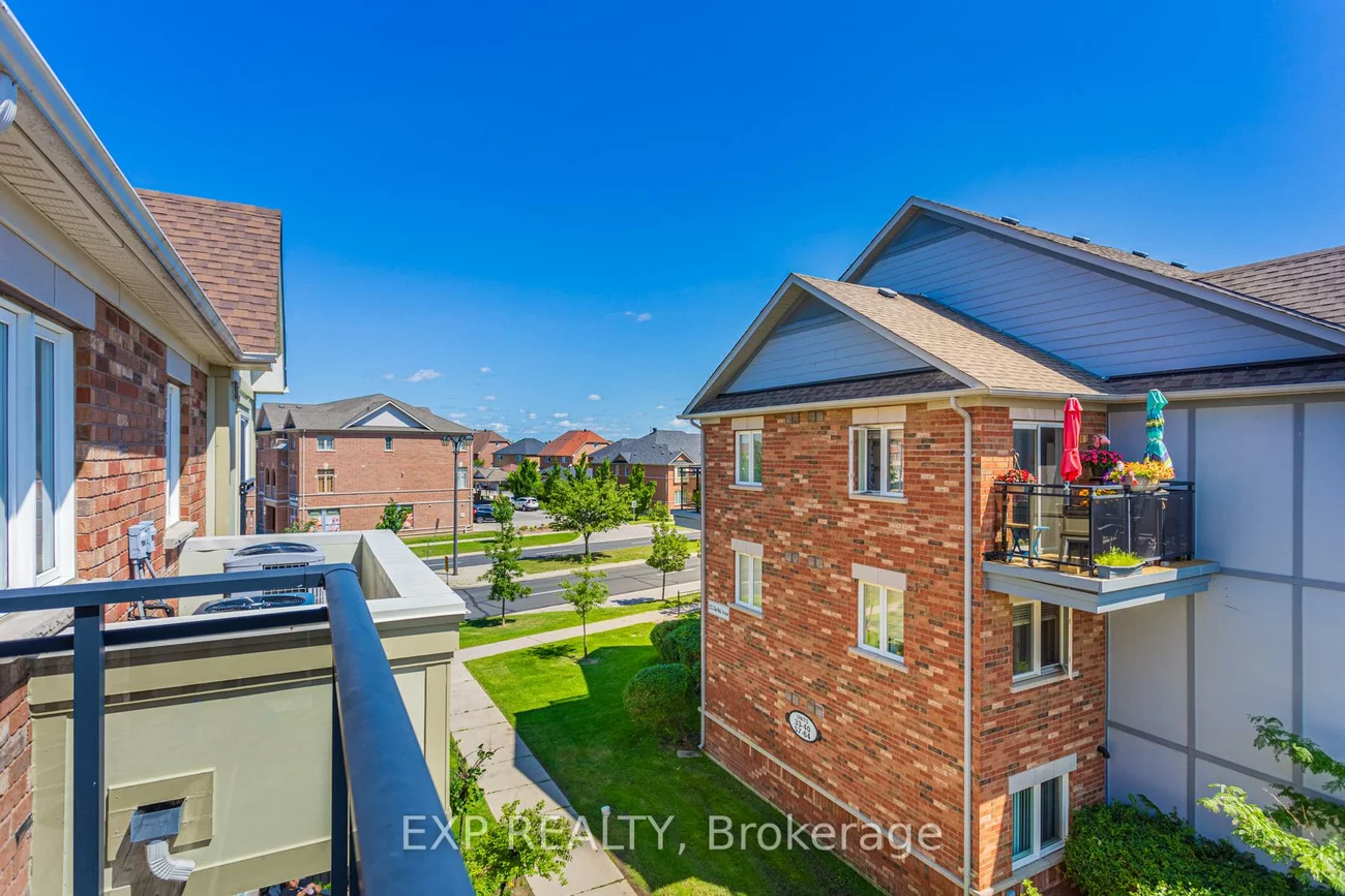 2265, Bur Oak, Greensborough, Markham