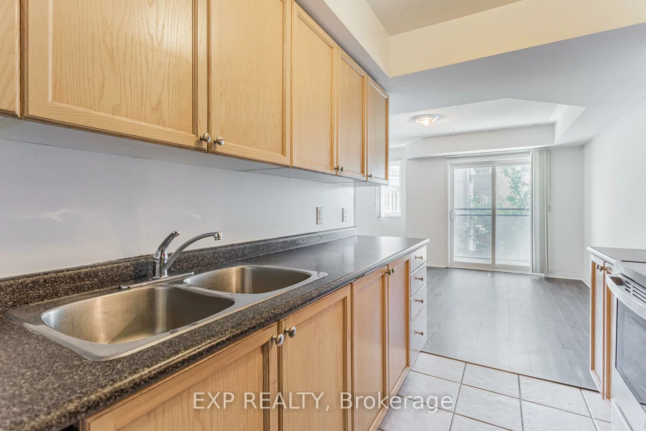 2265, Bur Oak, Greensborough, Markham