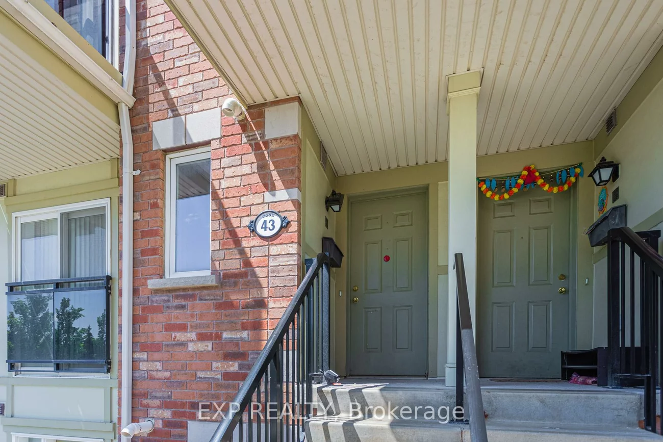 2265, Bur Oak, Greensborough, Markham