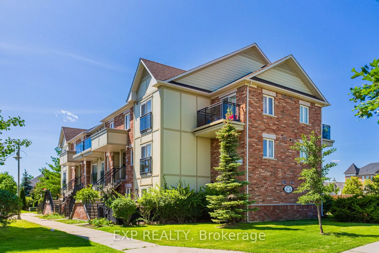2265, Bur Oak, Greensborough, Markham